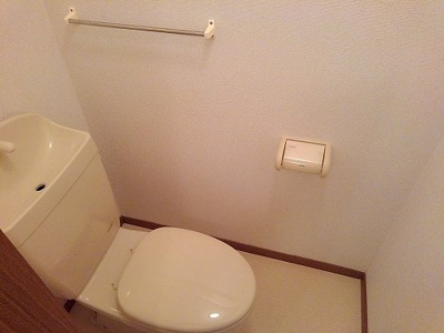【トイレ】 | サンパティオ | 落ち着いた色調のトイレです
