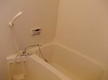 【浴室】 | グレイスフルフィールドⅠ | 落ち着いた空間のお風呂です