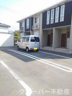 秋桜ｎｅｏ　Ａの駐車場