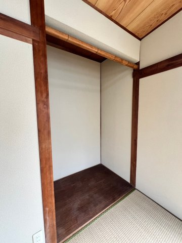 泉が丘4丁目戸建の和室