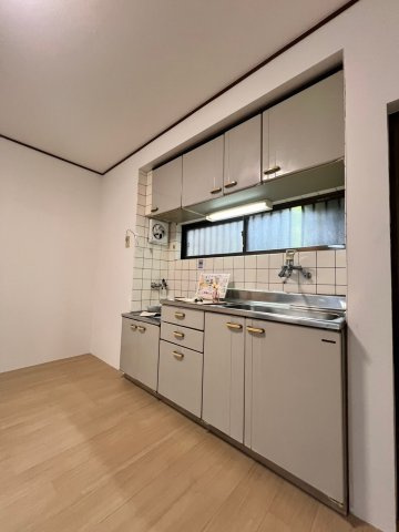 泉が丘4丁目戸建のキッチン