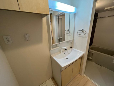 【洗面所】 | カメリアレジデンスヨコハマ | 洗髪洗面化粧台