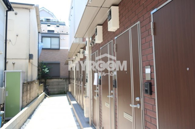 【玄関】 | Stage北新宿Ⅱ | 出入り口