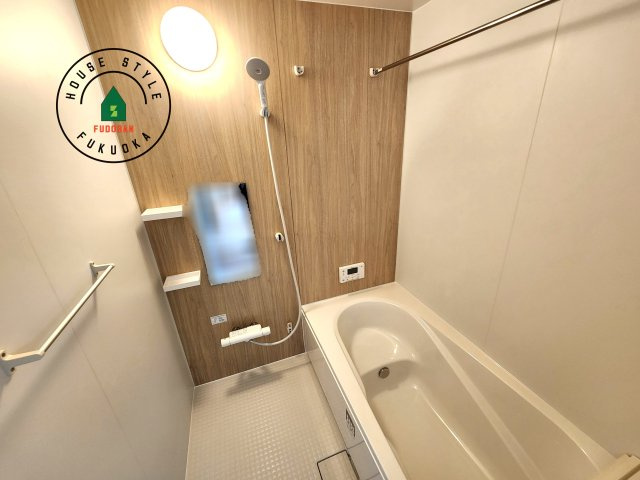 福岡市東区奈多1丁目第3-1棟（1号棟）の浴室|1日の疲れを癒してくれる広々バスルーム。雨の日のお洗濯にも大活躍な浴室乾燥機付です！
