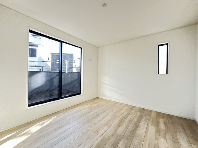 【洋室】 | 志木市下宗岡4丁目　新築一戸建住宅　全1棟　(丸井志木店) | 現地（2026年2月）撮影／洋室6.75帖