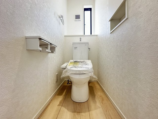 【トイレ】 | 志木市下宗岡4丁目　新築一戸建住宅　全1棟　(丸井志木店) | 現地（2026年2月）撮影／2Fトイレ