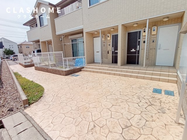 カーミー・呉竹Ｂ棟　　　刈谷市近郊の賃貸はクラスホームのエントランス