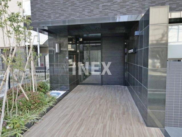 横浜市保土ケ谷区宮田町２丁目の賃貸マンションのエントランス