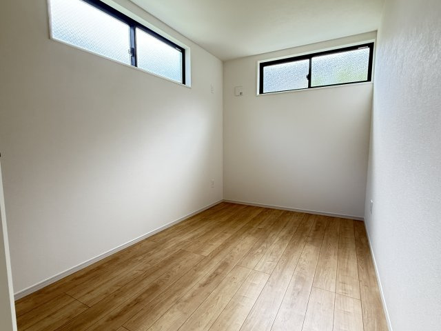 神戸市垂水区馬場通新築戸建の洋室