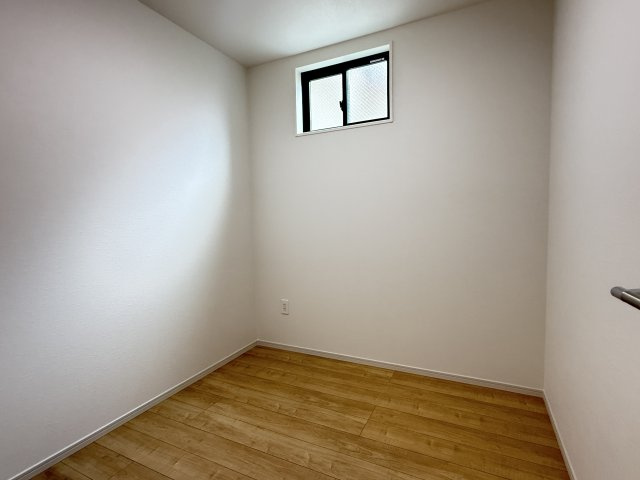 神戸市垂水区馬場通新築戸建の洋室