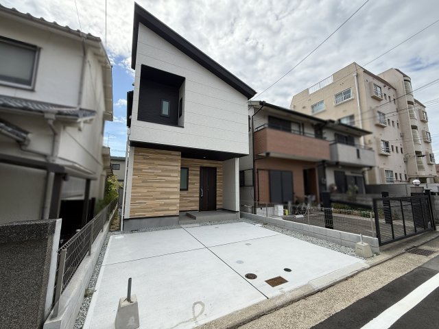 神戸市垂水区馬場通新築戸建の前面道路含む現地写真