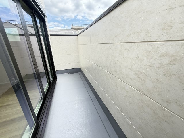 神戸市垂水区馬場通新築戸建のバルコニー