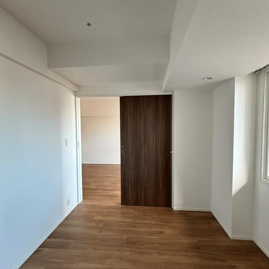 【寝室】 | ※写真は同タイプ住戸です。 