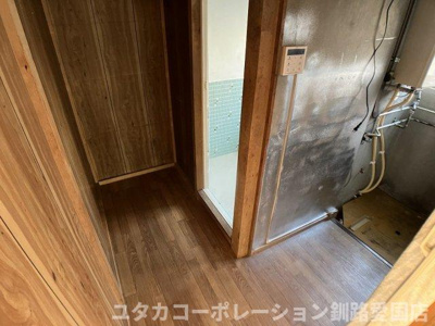 【その他】 | 緑ケ岡1丁目16-33売家 | 【脱衣スペース】