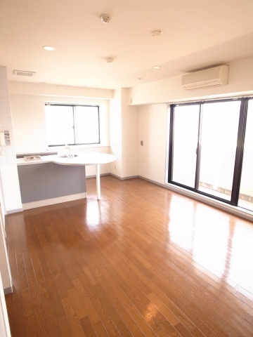 【居間・リビング】 | チハヤアネックスビル | 美しいお部屋の1ＬＤＫ！