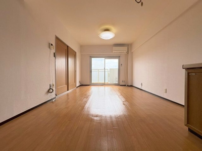 【居間・リビング】 | 豊中メゾン桃山台1号棟