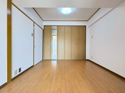 【洋室】 | 豊中メゾン桃山台1号棟