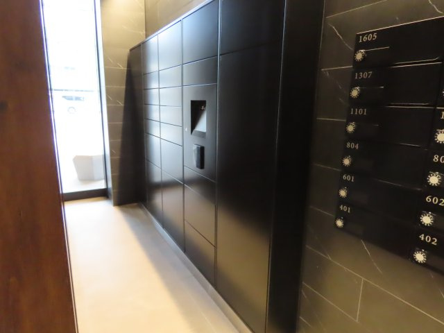 ザ・プレミアム長崎駅前のその他共用部分|宅配ボックス完備