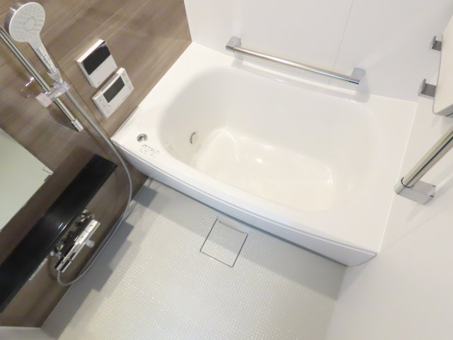 ザ・プレミアム長崎駅前の浴室