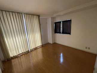 【居間・リビング】 | 金山二丁目一棟店舗事務所