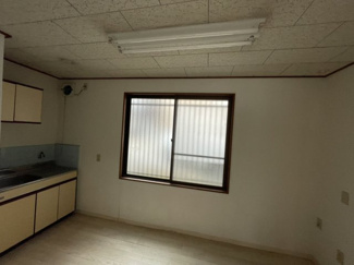 【居間・リビング】 | 金山二丁目一棟店舗事務所