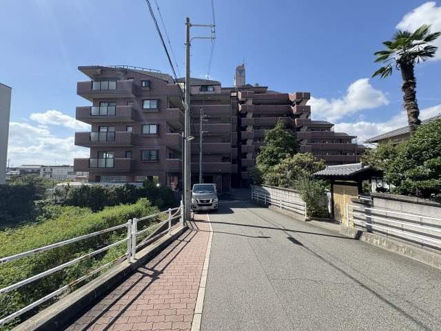 プレステージ明石西の外観