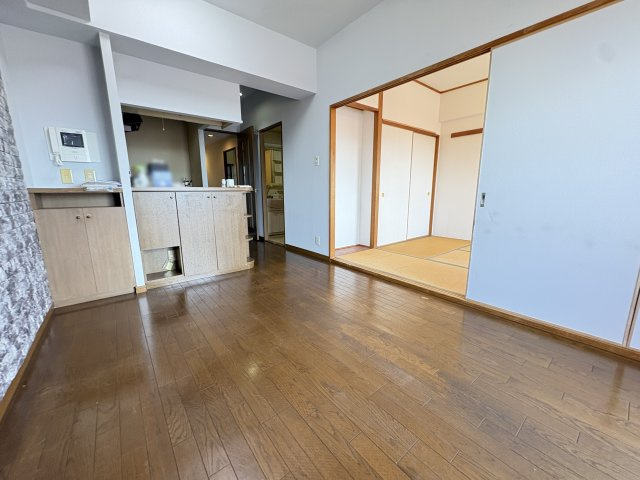 プレステージ明石西の居間・リビング