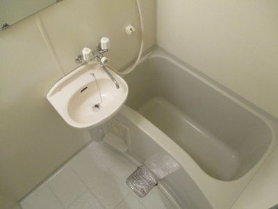 【浴室】 | ハイツシグマⅡ | きれいなお風呂です