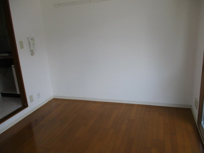 【居間・リビング】 | ハイツシグマⅡ | きれいなお部屋です