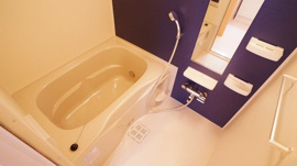 コンパクトで使いやすいお風呂です