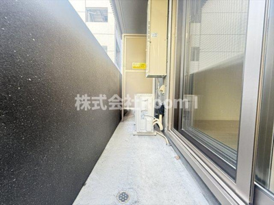 【バルコニー】 | Ｂｒａｗｎｙ福島・旭化成ヘーベルメゾンHEBEL HAUS | 暖かな日差しのふりそそぐバルコニー