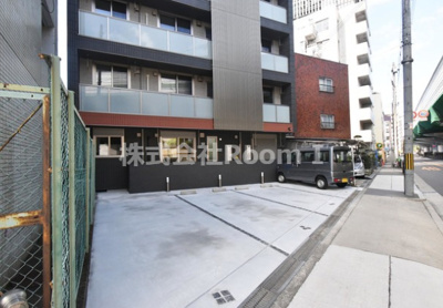 【駐車場】 | Ｂｒａｗｎｙ福島・旭化成ヘーベルメゾンHEBEL HAUS | カースペースがあります