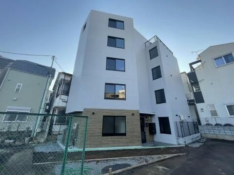 パレス池袋本町のエントランス