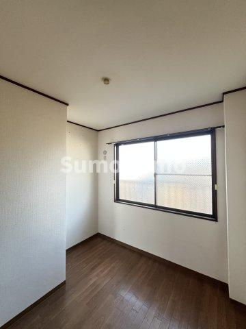 フリーデン若王寺の洋室