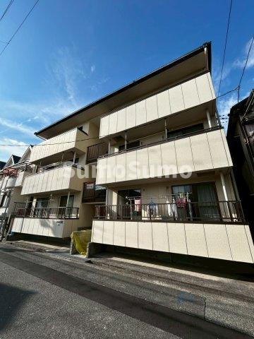 フリーデン若王寺の外観