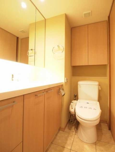 エスティメゾン銀座　駅近　ペット相談　駐車場有のトイレ