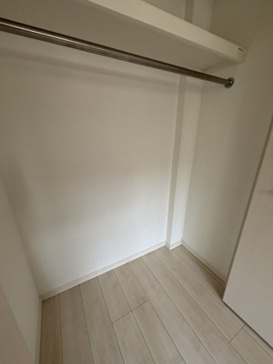  | コンフォーティア