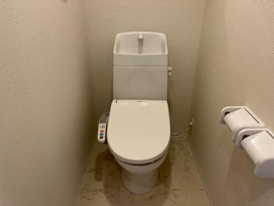 【トイレ】 | キャンプ堰 | シャワー付トイレ