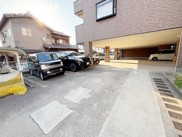 SOLE城山　　 刈谷市近郊の賃貸はクラスホームの駐車場