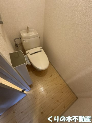 【トイレ】 | アーバンアヴェニュー A棟 | 反転タイプのお部屋です（現況を優先します）