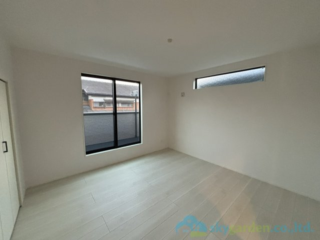 平塚市東中原８期　新築戸建　全3棟3号棟の洋室