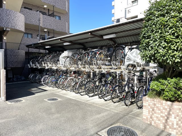 ルピナス北浦和公園のその他共用部分|駐輪場