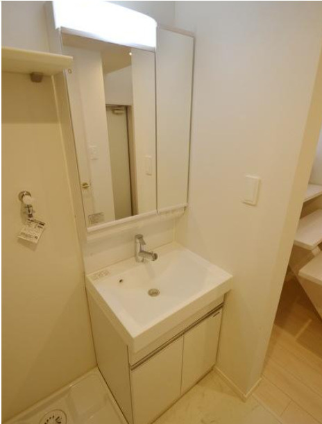  RIZEST HILLSの洗面所