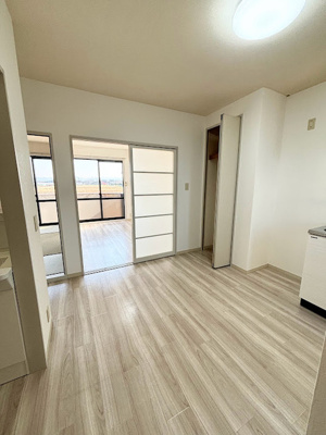 【居間・リビング】 | グランドメゾン008 | DK