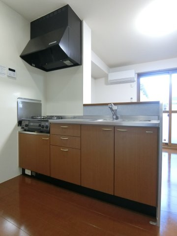 リンデンバウムB棟のキッチン|イメージ102号室の写真