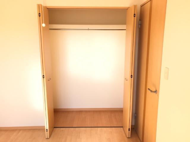 ヒールコートGOTOの収納|クローゼット内部（イメージ）