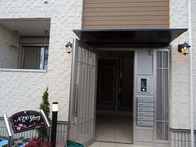 ネオグランツのエントランス