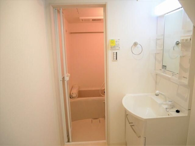 【独立洗面台】 | ＣＢ川越イニシオ | 朝の身支度には欠かせない独立洗面化粧台