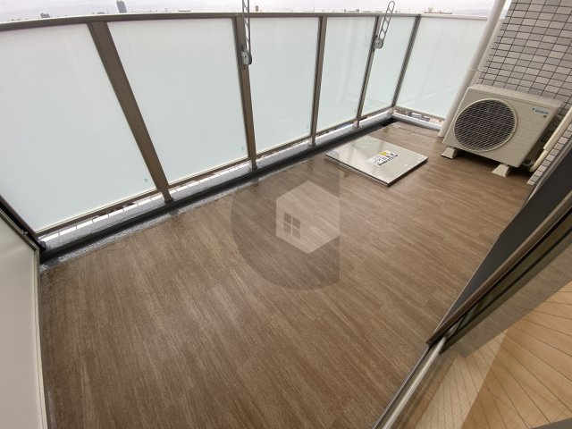 プレジオ森河内ASIANのバルコニー