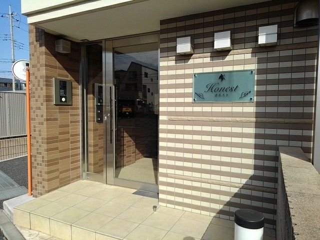 オネストのエントランス